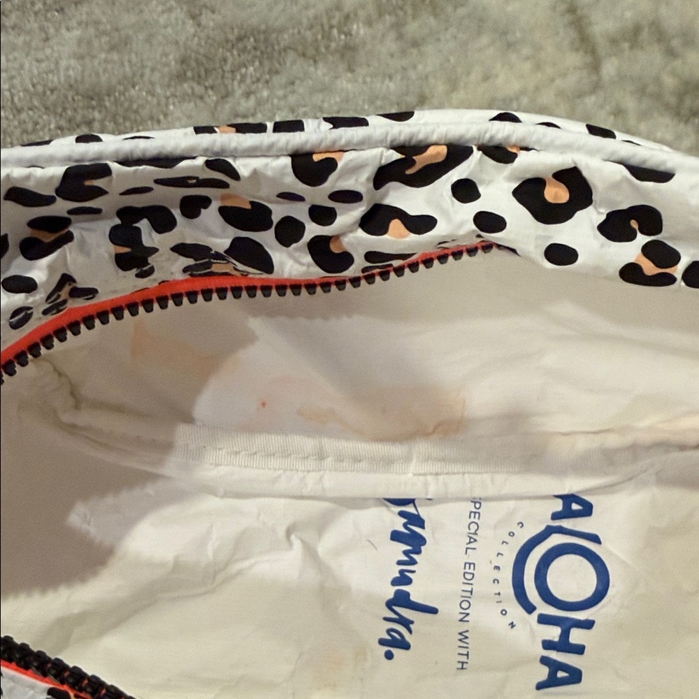 Aloha Collection doc kit and small bag, set of 2 - leopard - Picture 6 of 6